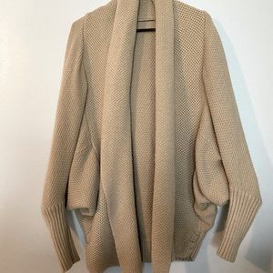 Women’s Tan Bulky Knitted Sweater, S/M, Fitted Sleeves, Excellent Condition